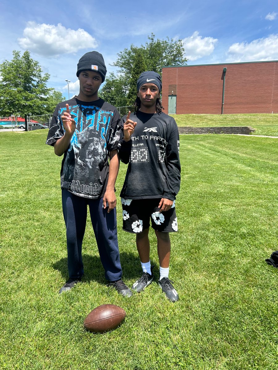 UpcomingWill's tweet photo. Great work with my guy @UpcomingIan  #grindtoacheive https://t.co/vxdS99CdLG