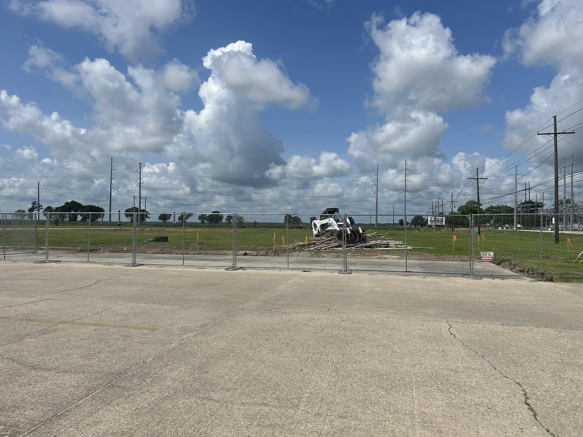 The Plaquemine High Parking project has begun at the site of the old baseball field. 
Geaux Green Devils !!!!

#ibervilleparishschools
#movingforward