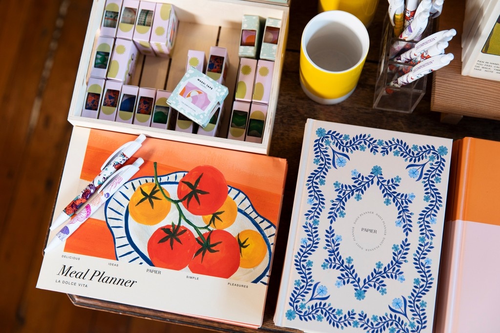 ElliottBayBooks's tweet image. New journals and paper goods in-store now! 💌
#stationery #indiebookstore #elliottbaybookcompany