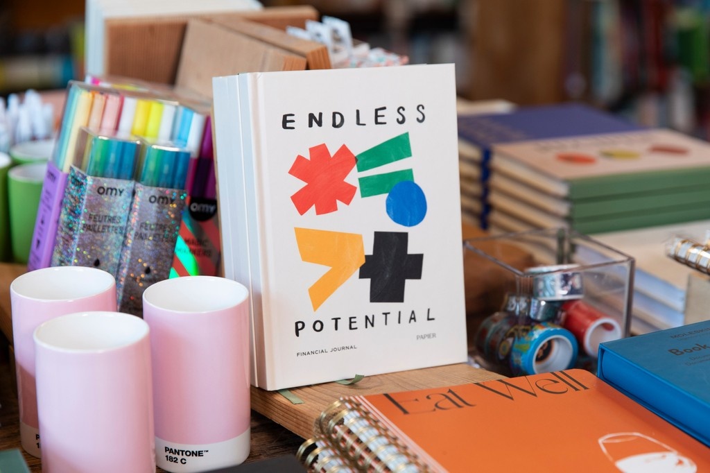 ElliottBayBooks's tweet image. New journals and paper goods in-store now! 💌
#stationery #indiebookstore #elliottbaybookcompany