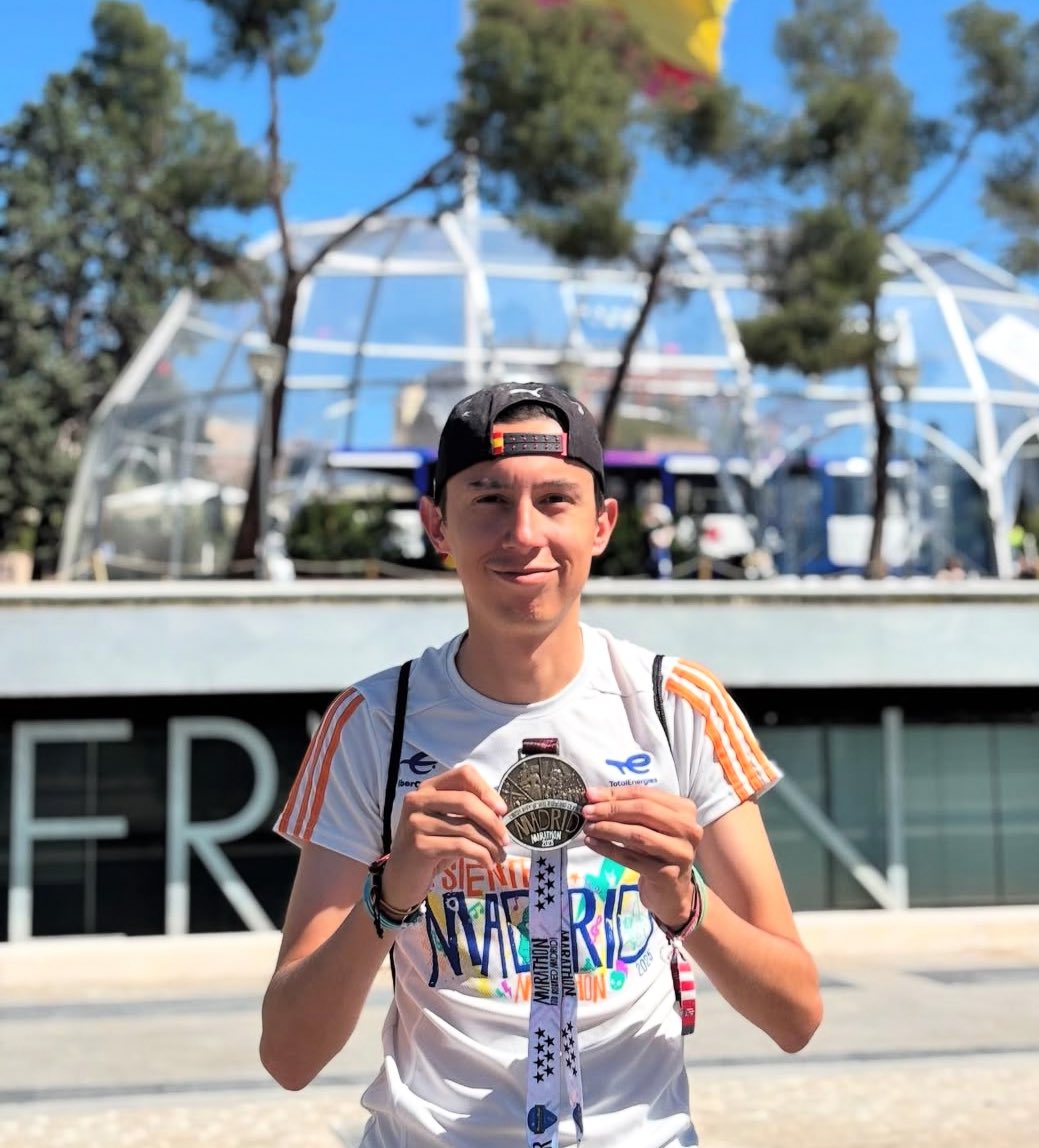Reinaldo Díaz Ohep (@reinaldodiazo) on Twitter photo Denunciamos ante la comunidad internacional la detención arbitraria de Carlos Marcano <a href="/CarlosRMarcano/">Carlos Marcano</a>, un joven común que hoy el régimen llama “terrorista”. La dictadura venezolana fabrica chivos expiatorios para sostener su esquema de terrorismo de Estado. ¡Basta de persecución! Denunciamos ante la comunidad internacional la detención arbitraria de Carlos Marcano <a href="/CarlosRMarcano/">Carlos Marcano</a>, un joven común que hoy el régimen llama “terrorista”. La dictadura venezolana fabrica chivos expiatorios para sostener su esquema de terrorismo de Estado. ¡Basta de persecución!