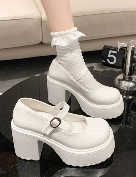 ʚ♡ɞ (@luvvpink0) on Twitter photo 