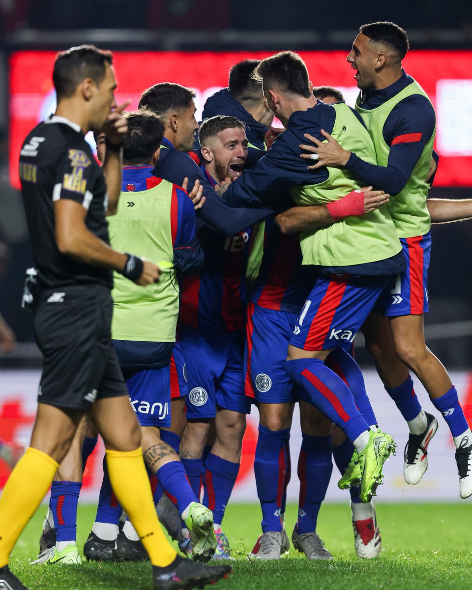 EL DOMINGO ENFOCADO EN NOSOTROS Y ALENTAR COMO NUNCA.

NOS QUIEREN BAJAR Y NO LE VAMOS A DAR EL GUSTO. 

SAN LORENZO CONTRA TODO Y TODOS.