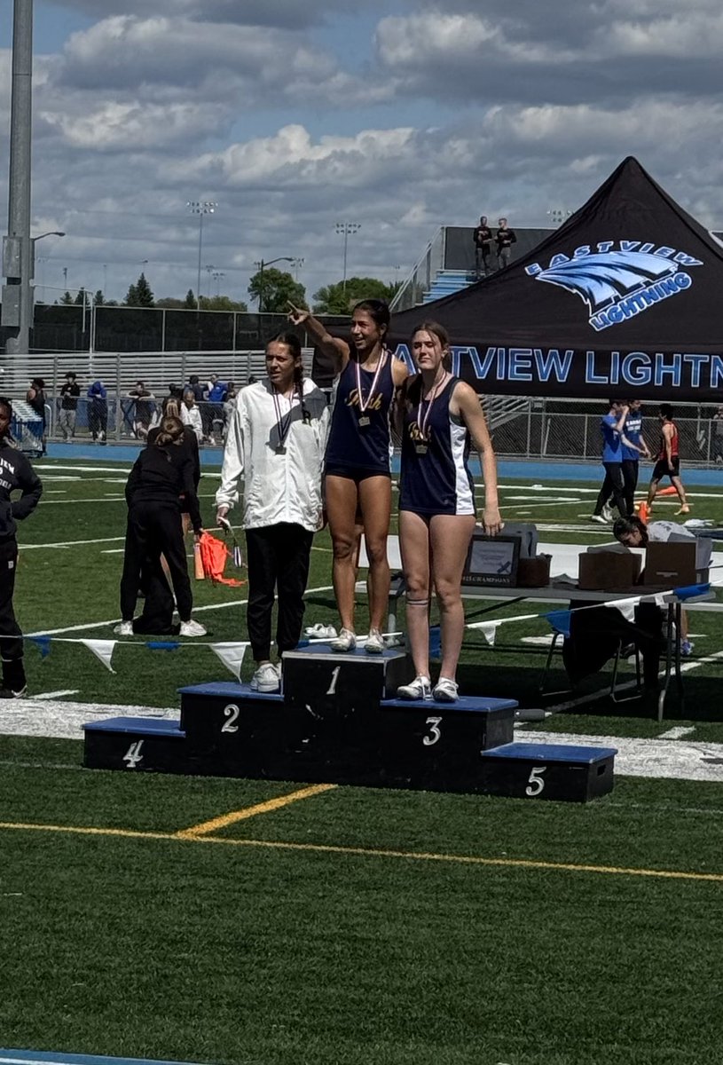 Rosemount Girls T&F/CC tweet media