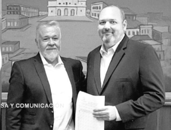 Cuarto Poder Py (@cuartopoder_py) on Twitter photo 🔴 FUNCIONARIO DE IPS CON NEGRO ANTECEDENTE ES ASCENDIDO A DIRECTOR DE APORTE OBRERO PATRONAL
◾Tiempo atrás pedían su destitución del <a href="/IPSParaguay/">IPS Paraguay</a>, Pero al contrario lo premiaron con nuevo cargo. En el 2024 se conoció de un controvertido proceso de licitación de la 🔴 FUNCIONARIO DE IPS CON NEGRO ANTECEDENTE ES ASCENDIDO A DIRECTOR DE APORTE OBRERO PATRONAL
◾Tiempo atrás pedían su destitución del <a href="/IPSParaguay/">IPS Paraguay</a>, Pero al contrario lo premiaron con nuevo cargo. En el 2024 se conoció de un controvertido proceso de licitación de la