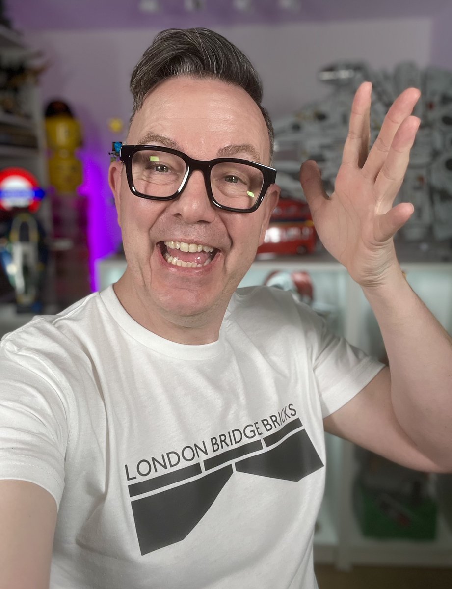 Attire for <a href="/brickworld/">Brickworld</a> Chicago and a reminder that I'm live now with an international panel of AFOL's for this weeks LONDON CALLING PODCAST - youtube.com/watch?v=97Li4Y… <a href="/theMinifigWho/">the Minifig Who</a> #LEGO #legonews #lego2025 #legostarwars #legoconventions #legocity #ninjago