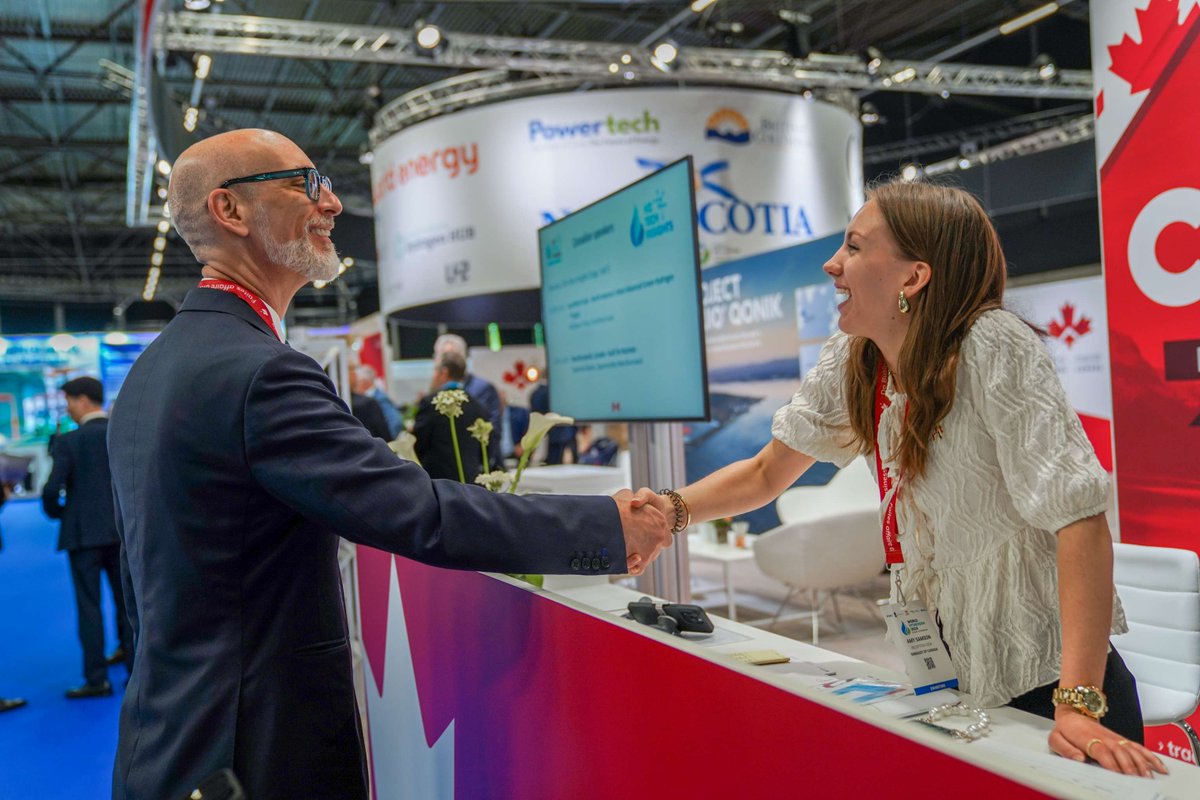 SDC_TCS's tweet image. Avec son pavillon, le Canada s’est démarqué à #WorldHydrogen2025, où il a aidé les innovateurs à créer des partenariats mondiaux. 

📍 À venir : le Global Energy Show et Carbon Capture Canada. Ne manquez pas les prochains événements des #TechPropres : ow.ly/lG7Q50VXZWa