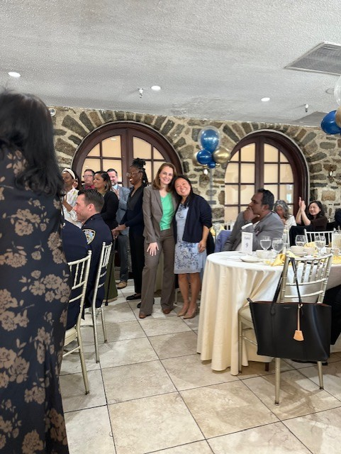 Laura Avakians (@94qdaviddporter) on Twitter photo Volunteering is at the very core of being a human. No one has made it through life without someone else's help. Heather French Henry <a href="/PTAofPS94Q/">PTA of PS94Q</a> 🙏Ms. Wong ❤️👏 <a href="/PS94DavidPorter/">PS94 David D Porter</a> <a href="/PCDistrict26/">Presidents’CouncilDistrict26</a> <a href="/D26Team/">District 26</a> #gratitute <a href="/NYCSchools/">NYC Public Schools</a> Volunteering is at the very core of being a human. No one has made it through life without someone else's help. Heather French Henry <a href="/PTAofPS94Q/">PTA of PS94Q</a> 🙏Ms. Wong ❤️👏 <a href="/PS94DavidPorter/">PS94 David D Porter</a> <a href="/PCDistrict26/">Presidents’CouncilDistrict26</a> <a href="/D26Team/">District 26</a> #gratitute <a href="/NYCSchools/">NYC Public Schools</a>
