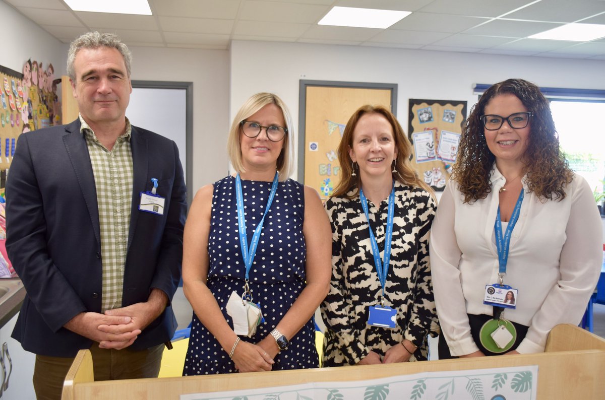 Thank you Dr Chris Reid CMO <a href="/ciosicb/">NHS Cornwall and Isles of Scilly</a> for taking time out this morning to visit <a href="/BugleSchool/">Bugle School & Nursery</a> #EYFS and celebrate daily teeth brushing with <a href="/BigBrushClub/">Big Brush Club</a> Getting our youngest pupils off to a flying AND healthy start across Aspire &amp; embedding good oral hygiene. 😁