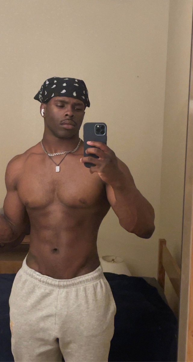 TJ (@teejayyy_8) on Twitter photo 