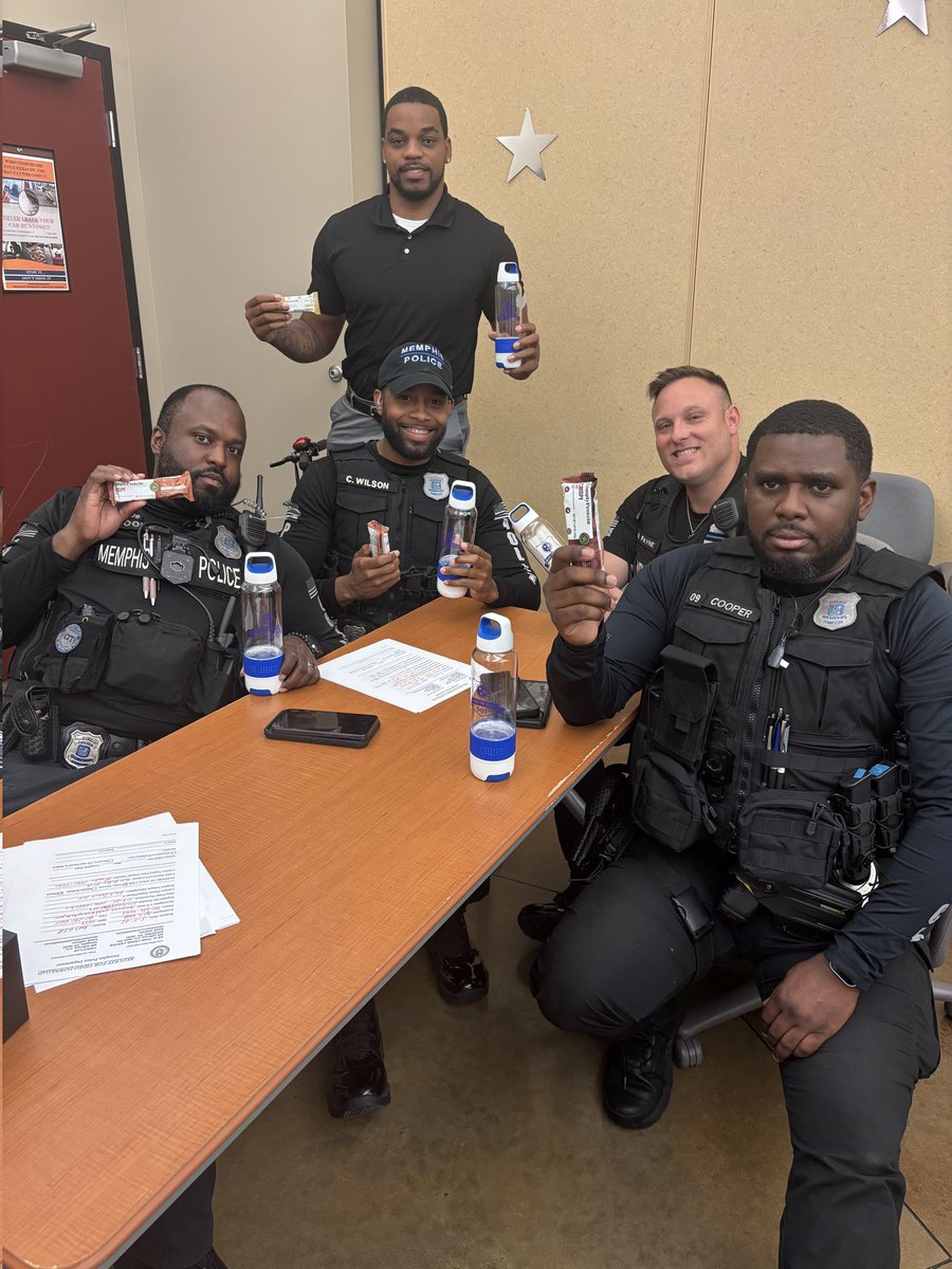 Thank you Back the Blue 901! 💙 

Your continued support and appreciation for MPD makes our days! For the recently provided water bottles and all prior donations, we truly thank you! Your contributions are always thoughtful and essential to officers' wellness. We appreciate you!
