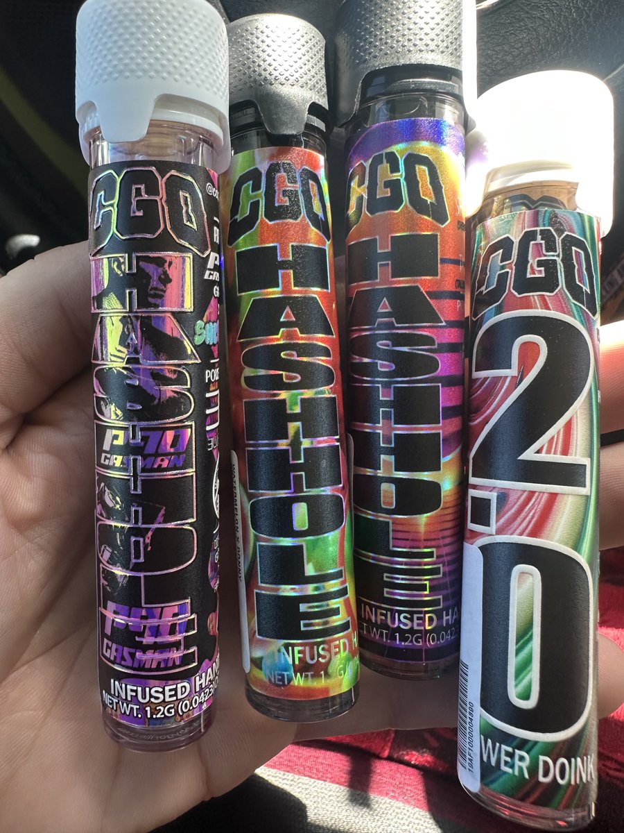 Giveaway 2 winners 
We teamed up w/ <a href="/cgolifestyle/">cgorolls_ca</a> to bless y’all! 
Each winner gets 1 fire hashhole.

How to Enter:
1️⃣ Like
2️⃣ Repost
3️⃣ Follow <a href="/cgolifestyle/">cgorolls_ca</a>
4️⃣ Optional: Tag a homie

Good luck fam!