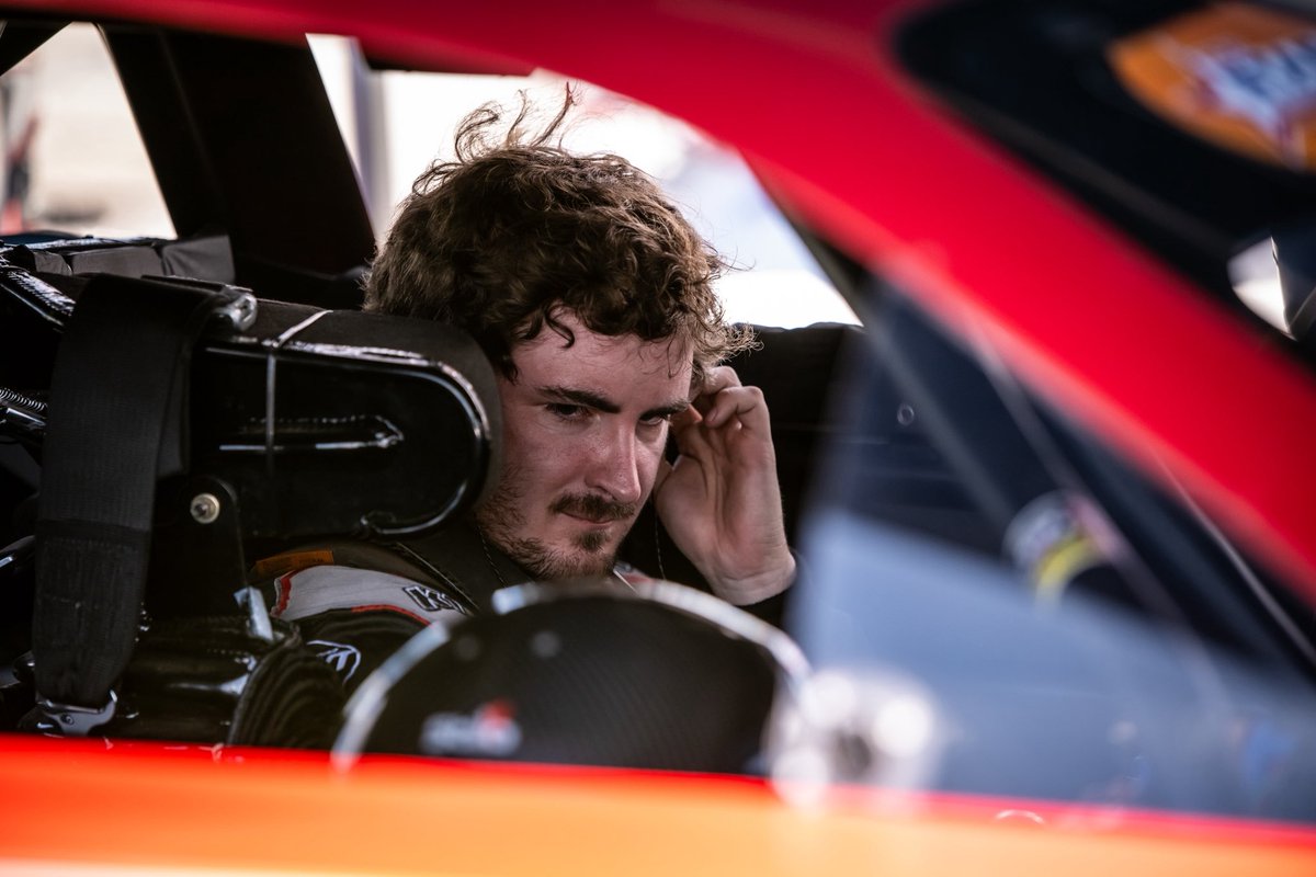 Finished 7th last night with @spencerdavis_29 at Hickory Motor Speedway. We had another fast car throughout the weekend and competed against a very strong field of cars. Stay tuned for our next race! 🤘