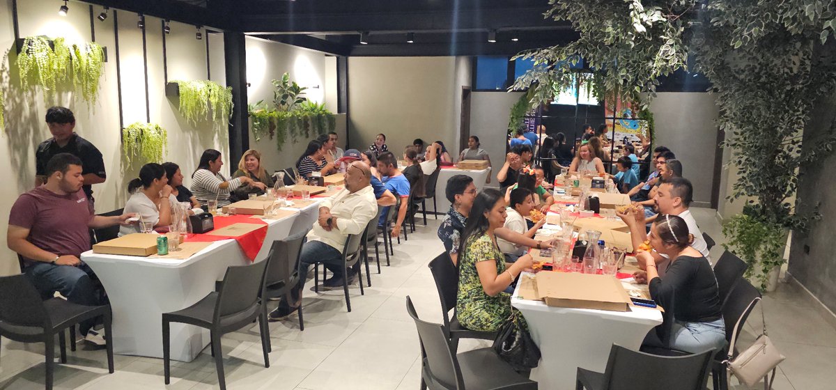 La madriguera // Edu-Chain (@lamadriguera502) on Twitter photo Muy feliz de compartir con ustedes algunas fotos de la celebración del PizzaDay 2025 🍕🥳🎊
Agradecimientos especiales a : <a href="/base/">Base</a> <a href="/Pizza_DAO/">PizzaDAO.eth 🍕🏴☠️</a> <a href="/10kaOfficial/">10KA👟</a> <a href="/Scroll_ZKP/">Scroll</a> <a href="/ethereumgt/">Ethereum Guatemala</a> Muy feliz de compartir con ustedes algunas fotos de la celebración del PizzaDay 2025 🍕🥳🎊
Agradecimientos especiales a : <a href="/base/">Base</a> <a href="/Pizza_DAO/">PizzaDAO.eth 🍕🏴☠️</a> <a href="/10kaOfficial/">10KA👟</a> <a href="/Scroll_ZKP/">Scroll</a> <a href="/ethereumgt/">Ethereum Guatemala</a>