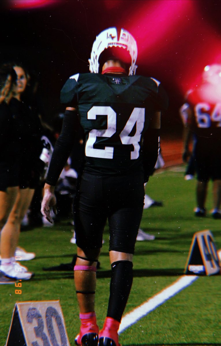 Juan “JJ” Ozuna | 2027’ (@ozunajuan0) on Twitter photo End of the Year Grades 📚 👀
Trying my fullest to be the best Student-Athlete I could be 💯
<a href="/CoachErnGarcia/">Ernie Garcia</a> <a href="/JoeRiojas11/">Joe Riojas</a>
<a href="/O_Ozuna11/">𝕯𝖔𝖚𝖇𝖑𝖊 O̥ͦ</a> <a href="/e_ozuna1/">Efrain Ozuna</a> @CoachGriff67 <a href="/LarissaLiska/">Larissa Liska</a> End of the Year Grades 📚 👀
Trying my fullest to be the best Student-Athlete I could be 💯
<a href="/CoachErnGarcia/">Ernie Garcia</a> <a href="/JoeRiojas11/">Joe Riojas</a>
<a href="/O_Ozuna11/">𝕯𝖔𝖚𝖇𝖑𝖊 O̥ͦ</a> <a href="/e_ozuna1/">Efrain Ozuna</a> @CoachGriff67 <a href="/LarissaLiska/">Larissa Liska</a>
