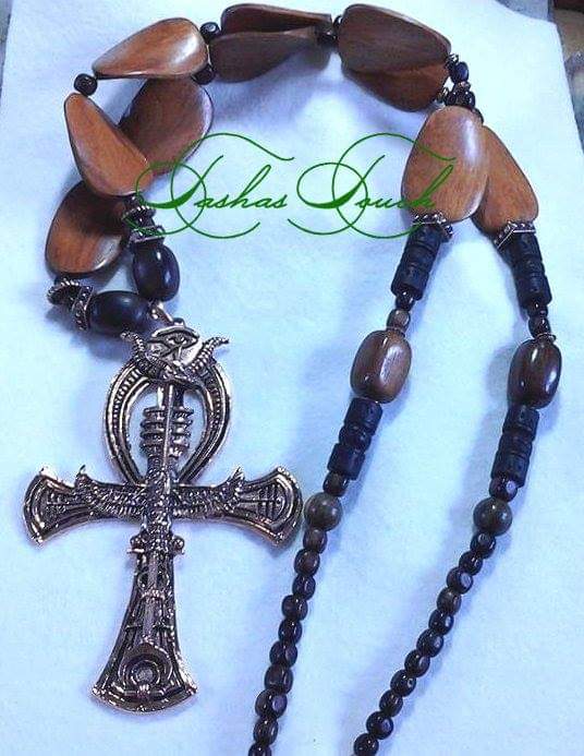 I make many different types of jewelry.