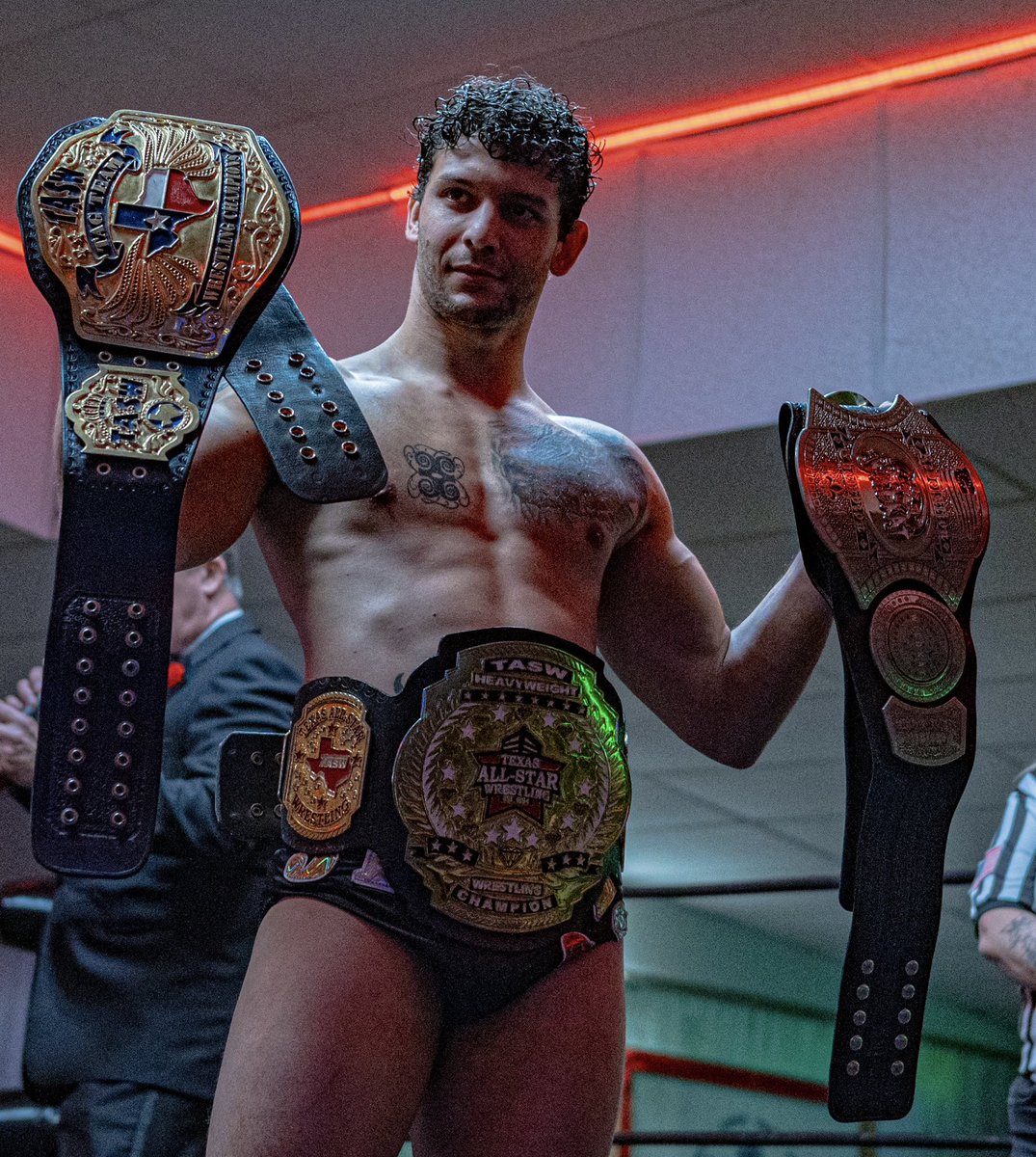 Nate Bradley (@natebradley5k) on Twitter photo 5K has all the gold. 🏆 
📸: <a href="/houstonshots/">HoustonShots</a> 
<a href="/TASWwrestling/">TASW Wrestling</a> 
<a href="/WildKatSports/">WildKat Sports</a> 5K has all the gold. 🏆 
📸: <a href="/houstonshots/">HoustonShots</a> 
<a href="/TASWwrestling/">TASW Wrestling</a> 
<a href="/WildKatSports/">WildKat Sports</a>