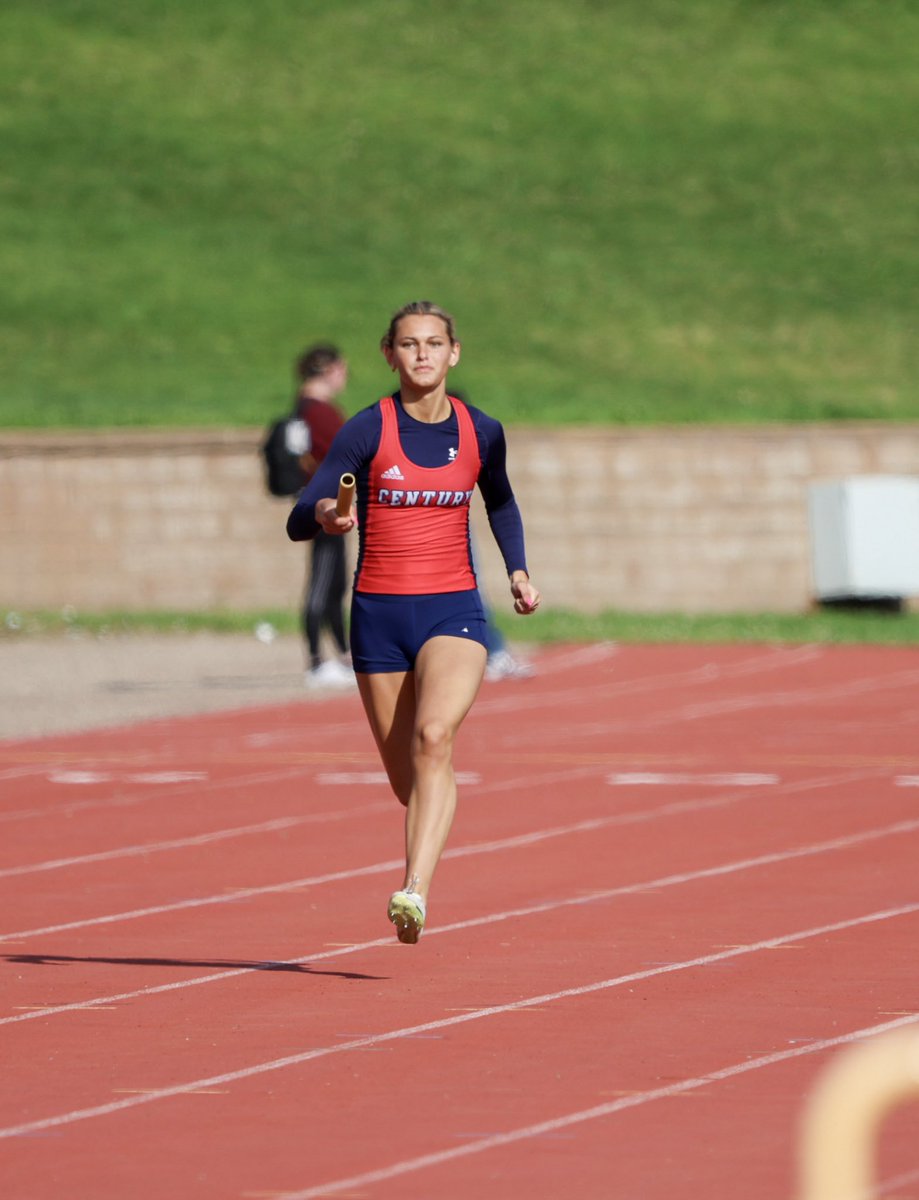 Congrats to Sylvia Taylor for moving onto finals of the 400m Dash!