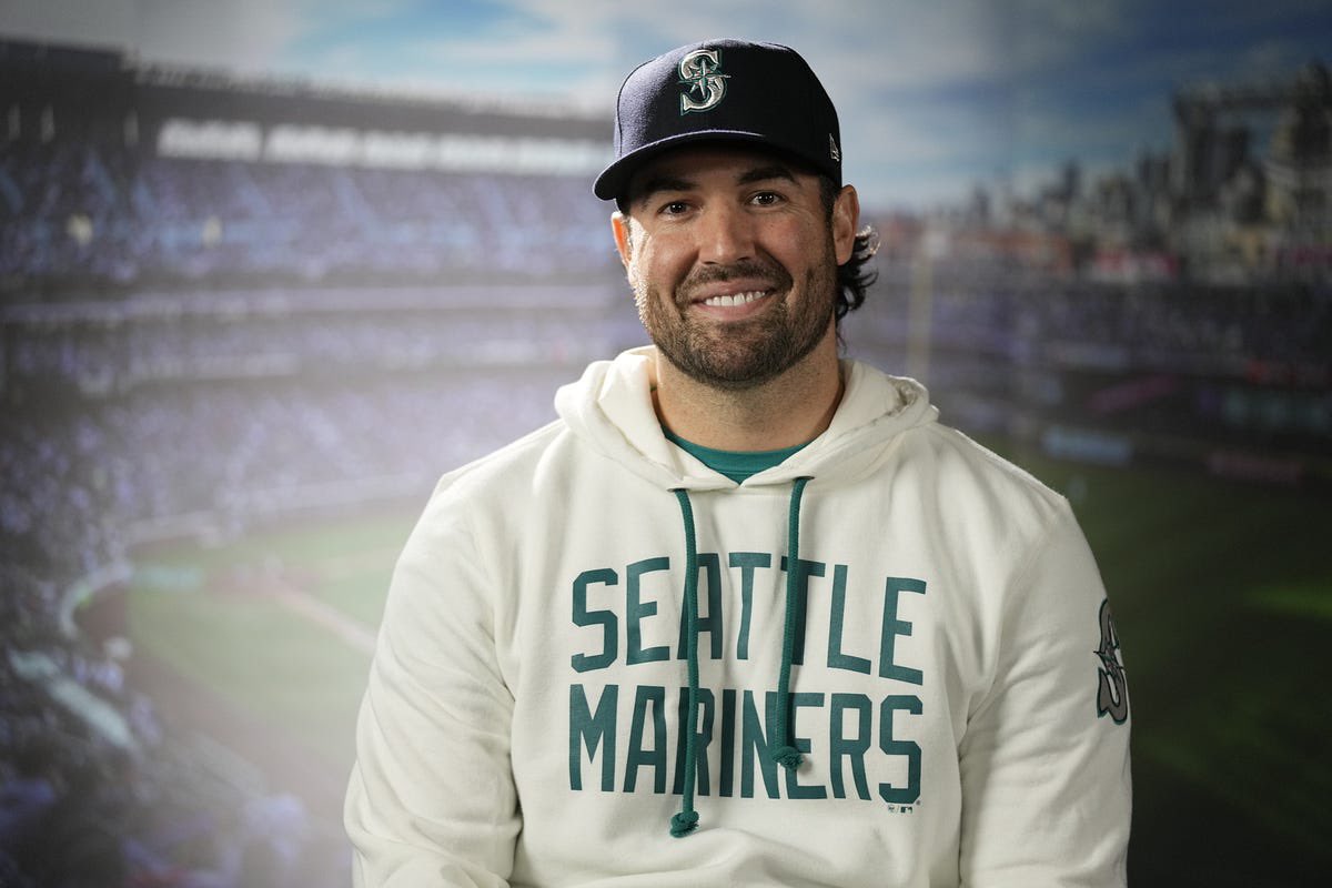 IISwitchII's tweet image. Mitch Garver. Yusei Kikuchi. Evan White.

It was short, but I’m tired of people disrespecting what Robbie Ray did while with the Mariners.