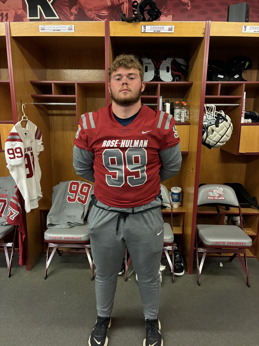 BargerLiam's tweet image. Had a phenomenal time at Rose-Hulman today learning about the Fightin’ Engineers! Thank you to @CoachSkibba for this opportunity! I’m excited to come back up soon! @CoachSokolRHIT
@CoachMas_35