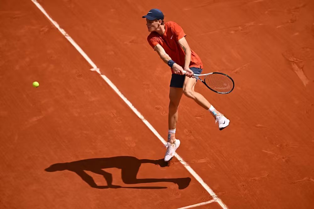 🇮🇹 Sinner'in  Roland Garros'taki potansiyel eşleşmeleri:
R1 - Rinderknech 
R2 - Gasquet/Atmane 
R3 - Davidovich Fokina/Lehecka 
R4 - Fils/Rublev/Jarry 
QF - Draper/de Minaur/Mensik/Hurkacz
 SF - Zverev/Djokovic/Dimitrov/Cerundolo 
F - Alcaraz/Fritz/Musetti/Ruud
#forzaSinner 🦊
