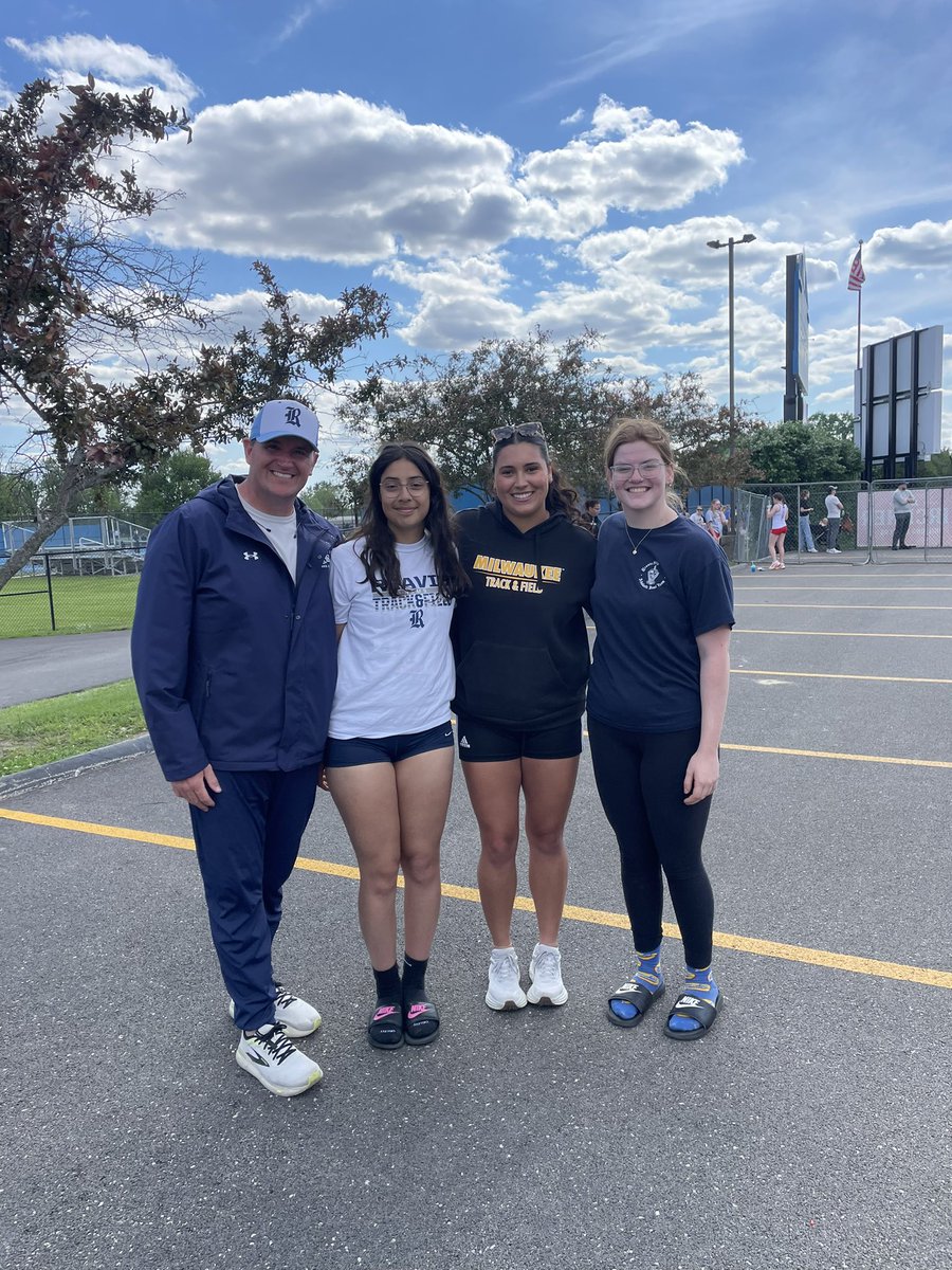 ReavisGirlsXCTF tweet media