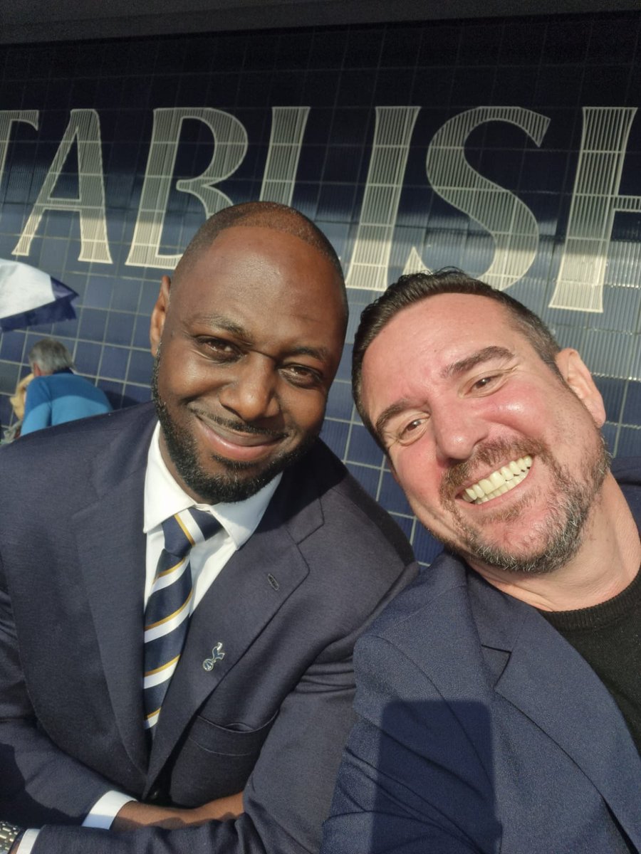 Cheese Room UK boys got together for the parade today. Bren got to kiss the trophy and hang out with a few Spurs legends. What a day!