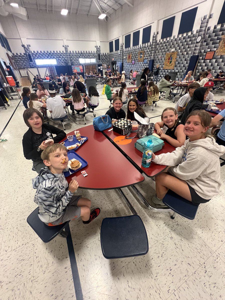 Megan Abramczyk tweet media