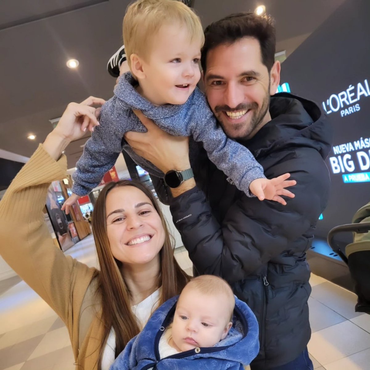Mis sobrinos!!! ♥️ Renata, Delfina, Francisco y Bautista. 👧👧👦👶