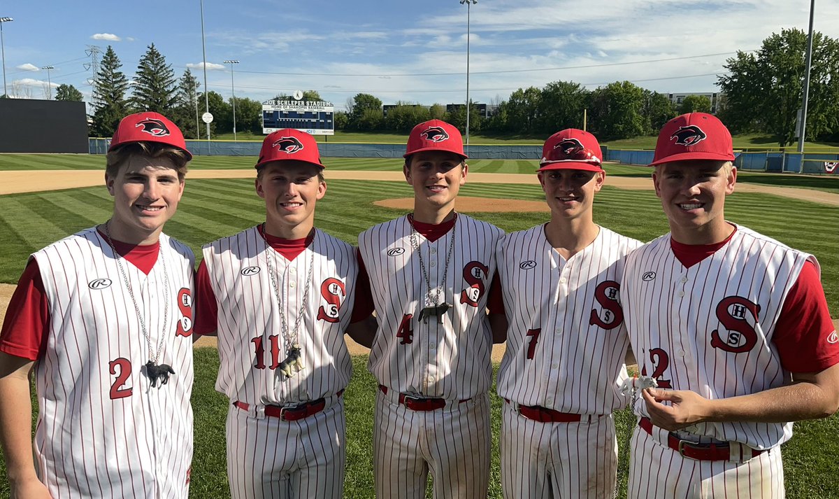 Sabers w/ a 6-2 win over Waconia. Nick Johnson w/ 3 knocks. Logan Krosch, Ethan Krosch, Reid Anderson all w/ 2 hits. Keegan Hutson w/ a great game behind the dish catching 7 diff arms! Wrap up the regular season w/ a 17-3 record. Playoffs start Monday at 12pm at Schleper Stadium