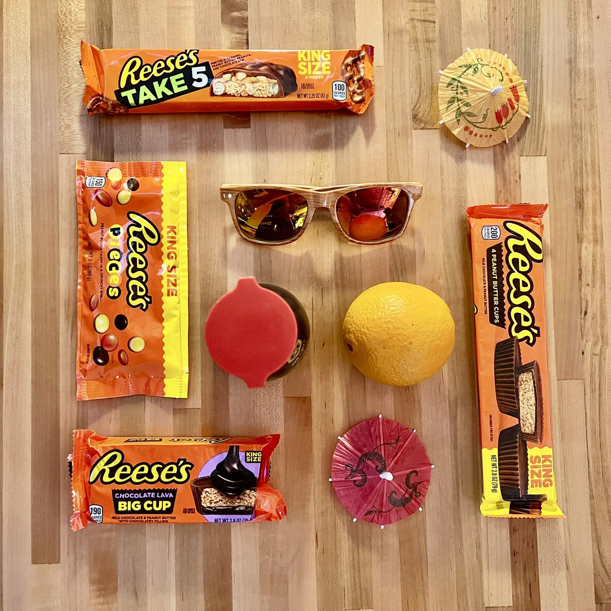 Sticky_Rice_RVA's tweet photo. Everyone always asks “Where’s the bartender?” never “What’s the bartender’s favorite candy and can I bring them some at work?” @reeses #stickyricelovesreeses #reeseshaul #reeses #bartender #giveusfreestuff https://t.co/ZIUhLc1g0G