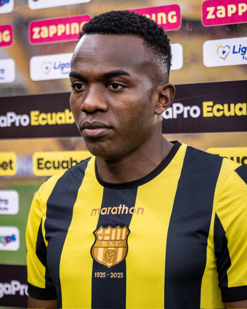 BARCELONA S.C. (@barcelonasc) on Twitter photo "Hemos trabajado bien toda la semana. Sabemos que tienen jugadores rápidos, pero tenemos que estar concentrados."
Jhonny Quiñónez para <a href="/zapping_ecu/">Zapping Ecuador</a> 🎙
#BarcelonaSomosTodos "Hemos trabajado bien toda la semana. Sabemos que tienen jugadores rápidos, pero tenemos que estar concentrados."
Jhonny Quiñónez para <a href="/zapping_ecu/">Zapping Ecuador</a> 🎙
#BarcelonaSomosTodos