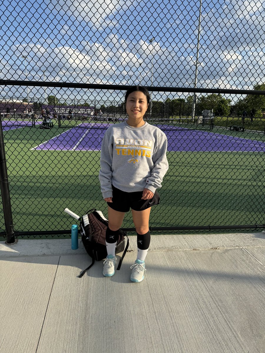 Took it to 3 sets, to get Avon’s 3rd win of the night.  Lucky 3!

Congrats to 1 Singles for the win. 

Keeping track?  That’s three wins tonight which means …

🖤💛Sectional Champs💛🖤