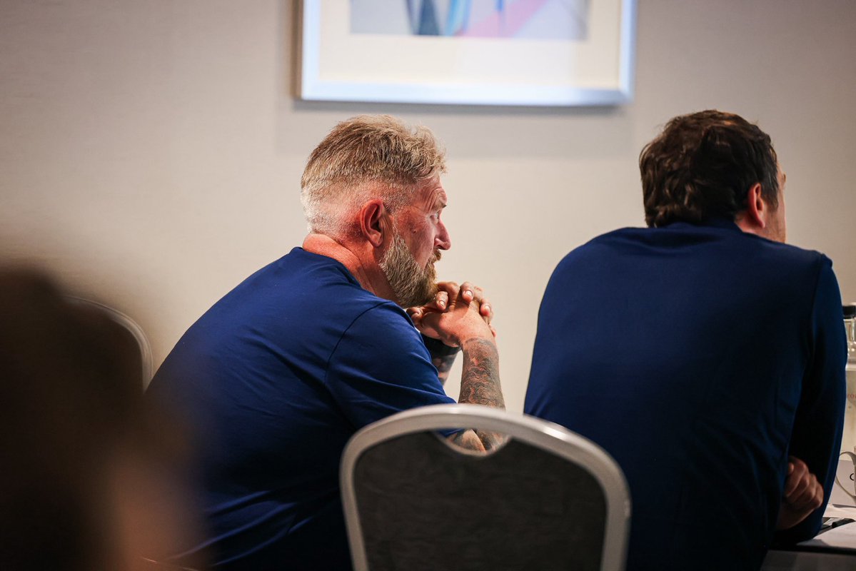Irish FA (@irishfa) on Twitter photo 🗣️ Today <a href="/NorthernIreland/">Northern Ireland</a> boss Michael O’Neill shared some managerial advice in a talk to the UEFA Pro Diploma candidates 📸
<a href="/IFACoachEd/">Irish FA Coach Education</a> 🗣️ Today <a href="/NorthernIreland/">Northern Ireland</a> boss Michael O’Neill shared some managerial advice in a talk to the UEFA Pro Diploma candidates 📸
<a href="/IFACoachEd/">Irish FA Coach Education</a>