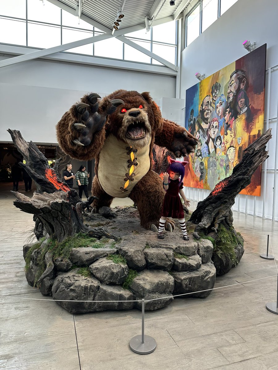 ellie lewitch ๐ (@mooonbun) on Twitter photo Today's my last day at <a href="/riotgames/">Riot Games</a>! The past four years have been an absolute dream and I'm so grateful for the awesome projects I got to be a part of and the amazing people I got to work with!! I'm going to miss y'all so much but can't wait to see what you do next! Today's my last day at <a href="/riotgames/">Riot Games</a>! The past four years have been an absolute dream and I'm so grateful for the awesome projects I got to be a part of and the amazing people I got to work with!! I'm going to miss y'all so much but can't wait to see what you do next!