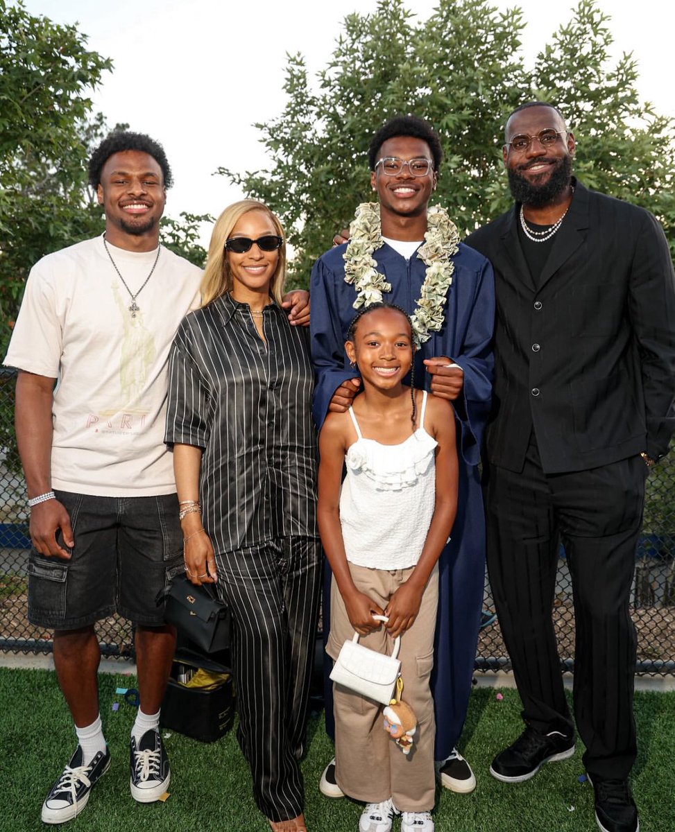 The James Family at Bryce’s graduation ❤️