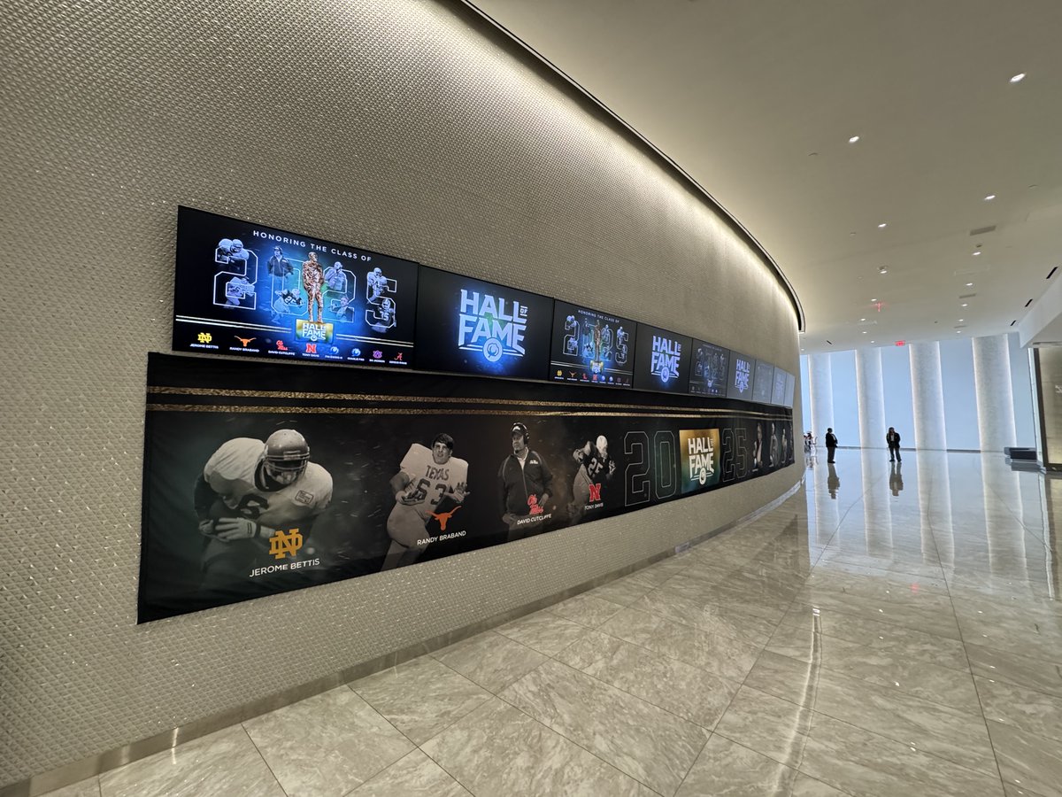 ticketestore's tweet image. Today, TicketEStore owner Tim Leahy and Director of Strategy and Operations Sean Leahy were proud to attend the Cotton Bowl Hall of Fame ceremony honoring the 14th class, where TicketEStore serves as an official sponsor.