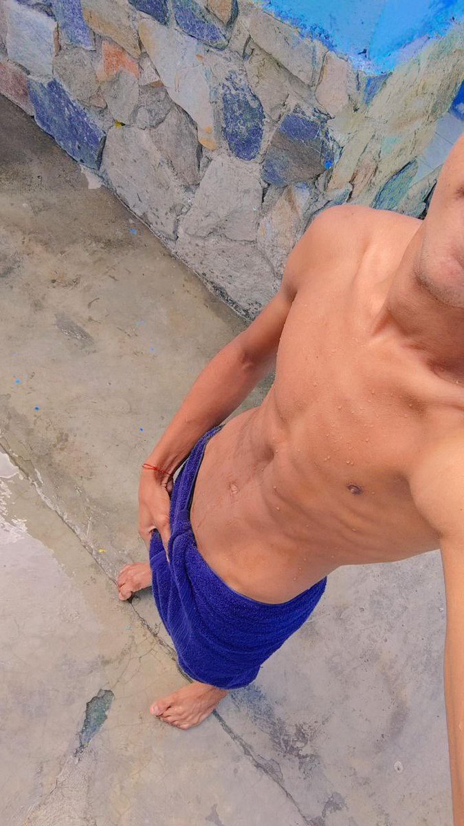 fredo_miles's tweet photo. Recién duchaito como para volver a sudar 🥵 
Escríbeme al dm https://t.co/egc0L0cWnB