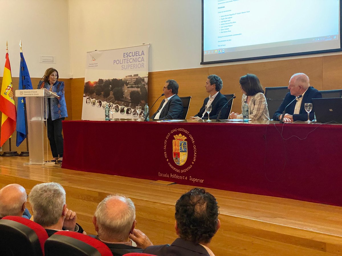 Hoy ha sido el Acto Homenaje a Sergio Campos Ferrera en Salón de Actos de Politécnica I.

La Escuela Politécnica Superior rindió homenaje a su primer Director, Don Sergio Campos Ferrera, con la denominación del Salón de Actos en su honor.

guadalest.cpd.ua.es/epsservicios/s…