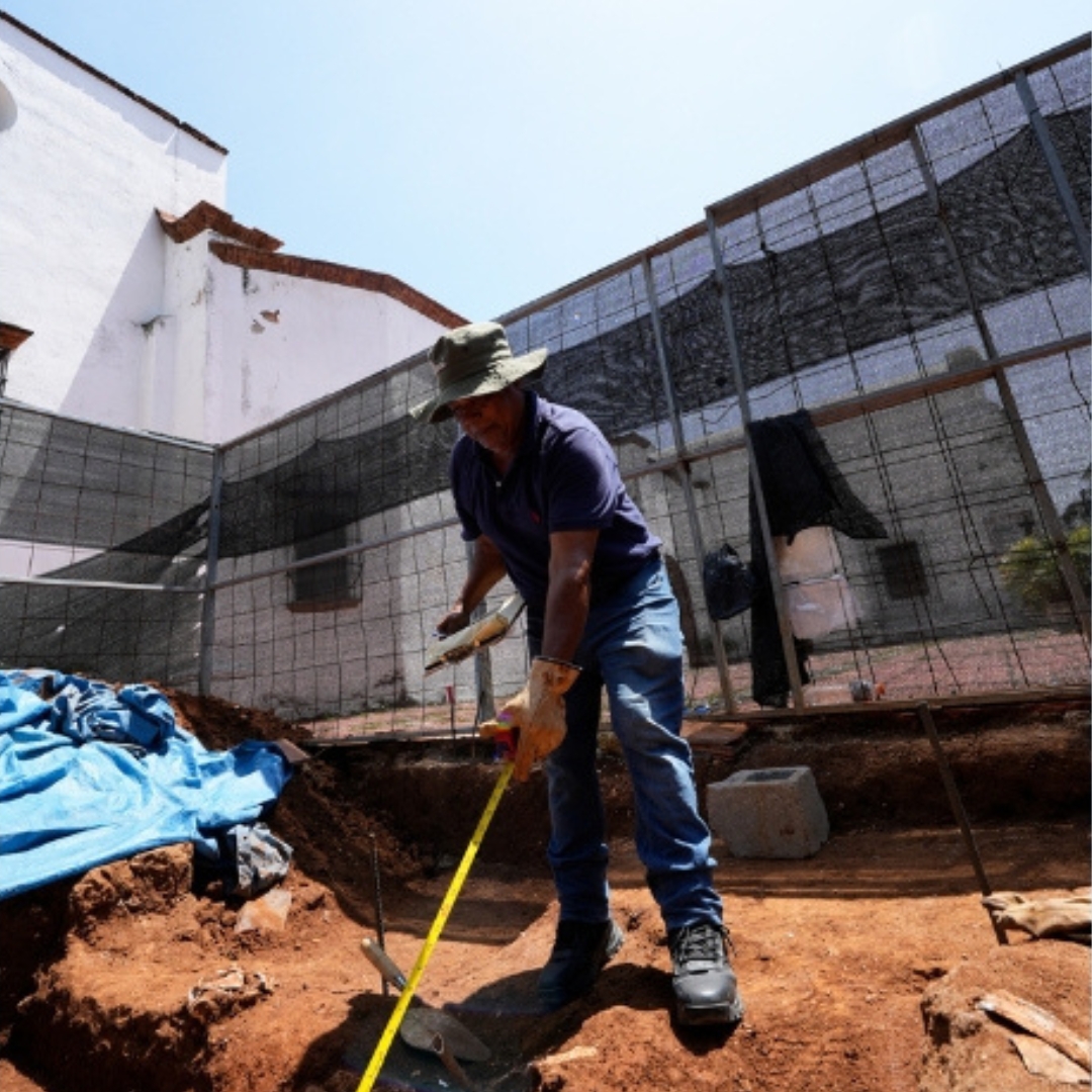 Resumen Turismo Magazine (@rtmagazinedo) on Twitter photo La DNPM del <a href="/MiculturaRD/">Ministerio de Cultura 🇩🇴</a> informó los resultados preliminares del sondeo arqueológico en la Iglesia Nuestra Señora del Carmen, parte de la revitalización del centro histórico. ow.ly/sYUq50VXUWz La DNPM del <a href="/MiculturaRD/">Ministerio de Cultura 🇩🇴</a> informó los resultados preliminares del sondeo arqueológico en la Iglesia Nuestra Señora del Carmen, parte de la revitalización del centro histórico. ow.ly/sYUq50VXUWz