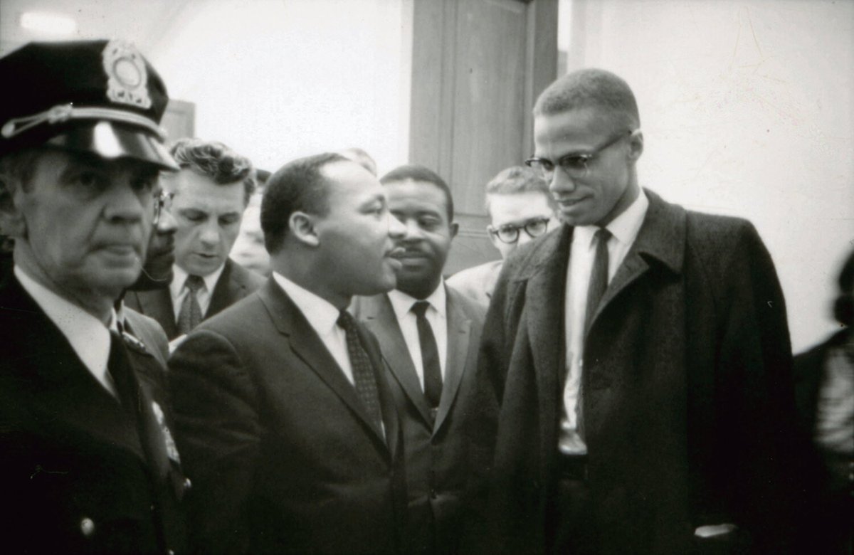 [Histoire] Malcolm X, naissance d’une subversion 

Malcolm Little voit le jour le 19 mai 1925. En changeant de patronyme et en développant un discours radical, il va influencer le mouvement de libération des Noirs américains ➡️ l.humanite.fr/zR4