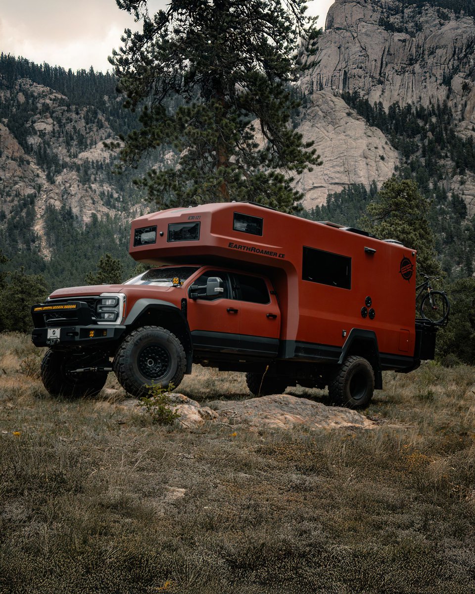 Designed to go further. Built to stay longer. Styled to make it feel like home.
·
·
·
#earthroamer #adventuretime #offroad4x4 #expeditionvehicle #campinglife #overlanding #4x4life #4x4trucks #vanlife #vanlifeadventures #luxuryvehicles #rvlife #offgrid #madeinusa #boondocking