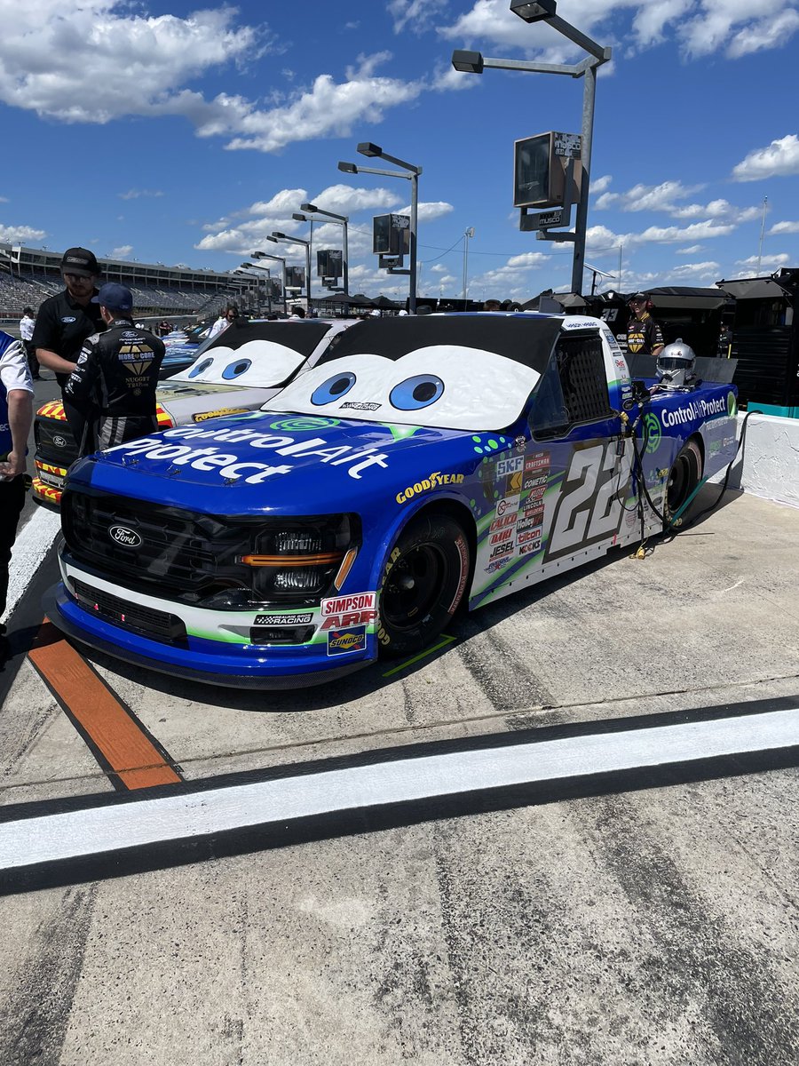 MasonMaggio1's tweet photo. Practice &amp; qualifying coming up! 

@RBR_Teams 
@CtrlAltProtect https://t.co/ZLg3SOnZNA
