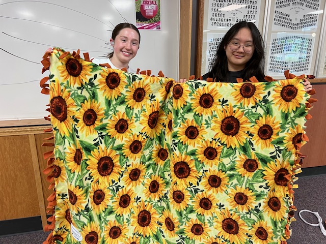 It's an annual tradition to give back in Ms. Zuzow's AP Calc classes through making blankets for Fleece and Thank You.