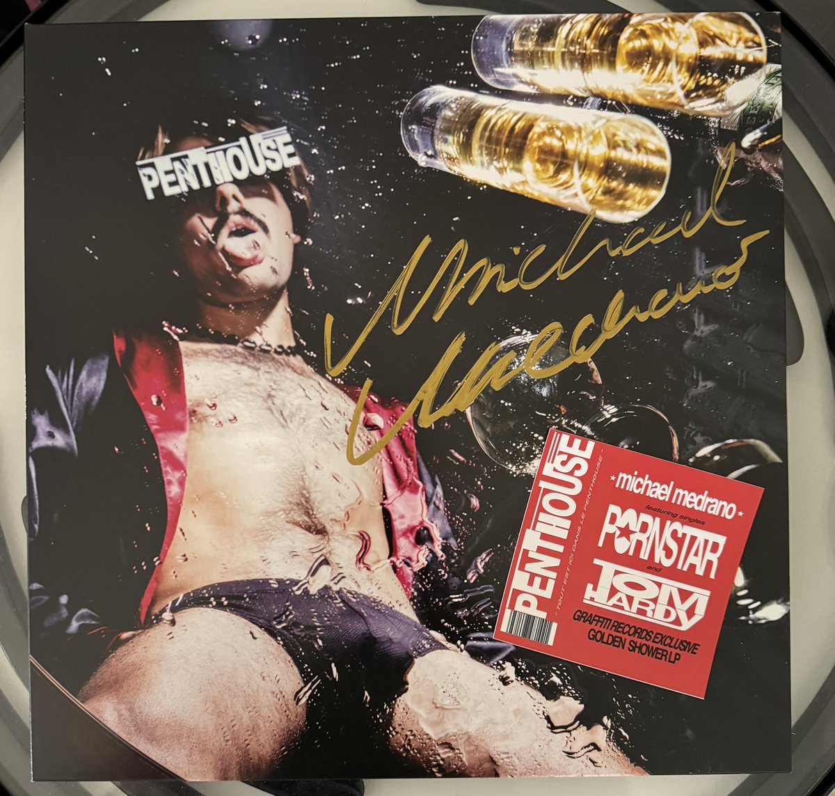 Aaaahhhhh!!!!! Thank you <a href="/stachepapi/">Michael Medrano</a> and <a href="/GraffitiRS/">Graffiti Records</a> for my 2 signed vinyl!!!!!!! Already framed up one! Also, Michael what is that airplane really supposed to represent? 🙊😈🔥⭐️ #penthouse #bikingofpop