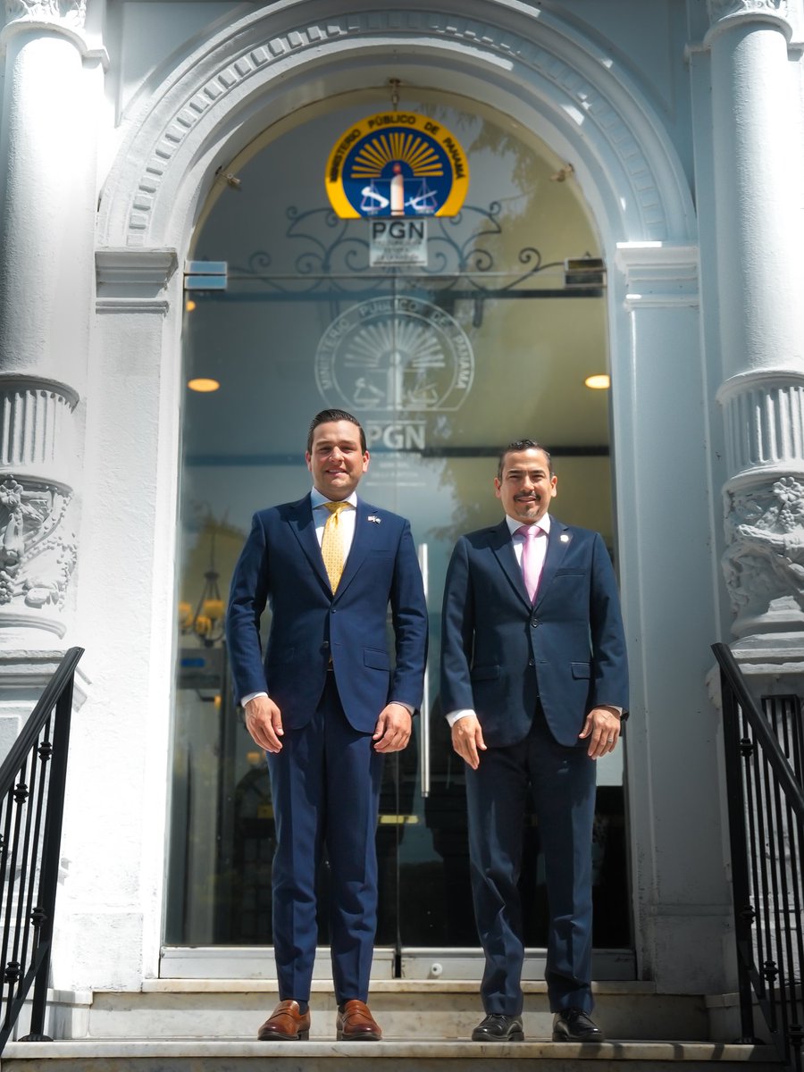 PGN_PANAMA's tweet image. #Reunión| El PGN, Luis Carlos Gómez se reunió este viernes 23 de mayo del 2025, con el Embajador de EE.UU. en Panamá, S.E. Kevin Marino con el objetivo de reforzar la cooperación entre EE.UU. y Panamá en la lucha contra el lavado de activos, la corrupción y el crimen organizado.