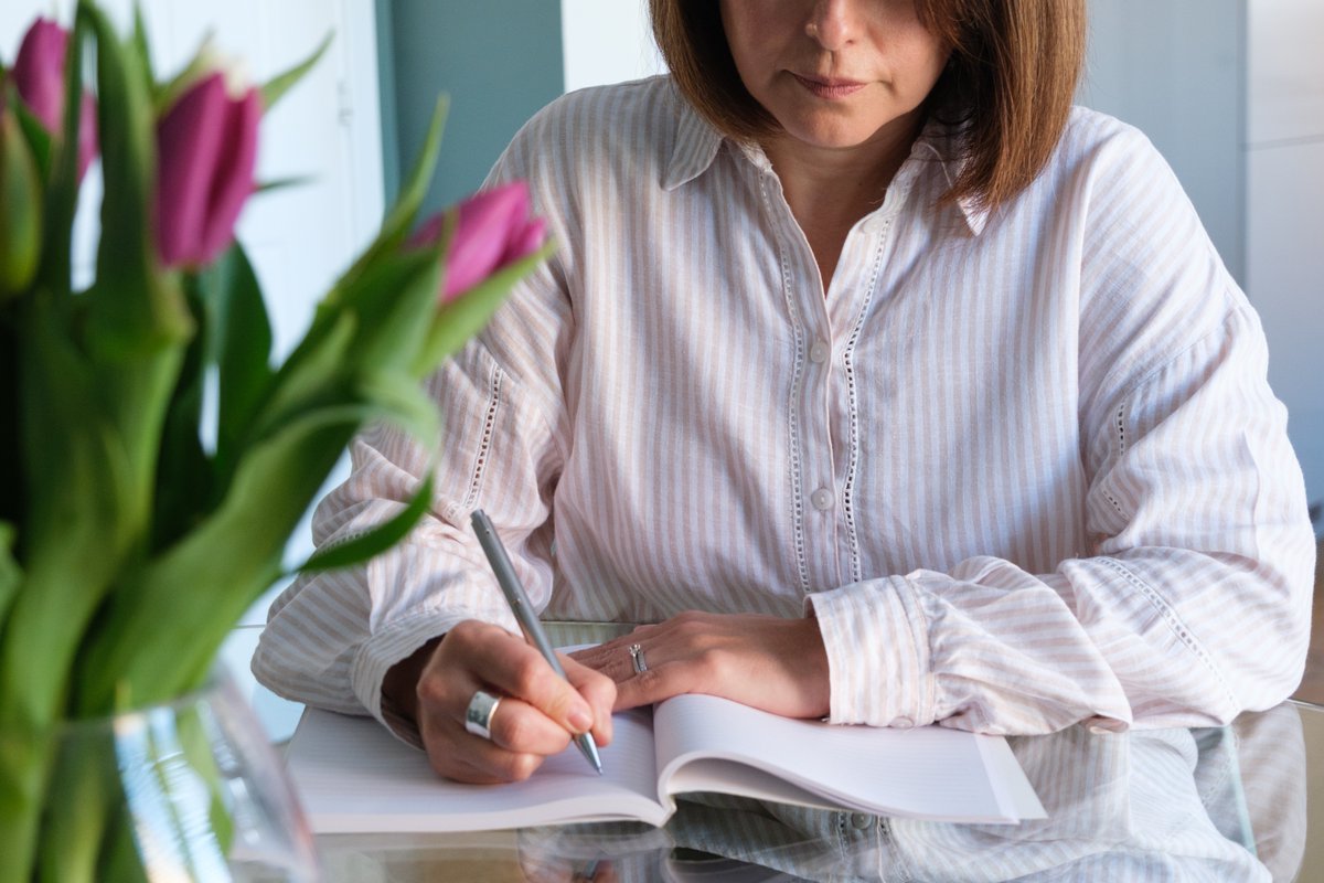 If you're getting ready to launch or refresh your business and need images that truly represent who you are, I’d love to help bring your vision to life💜

 #healthcoach #wellnessbrand #brandportraits #photographyforbusiness #brandingphotography #commercialphotography