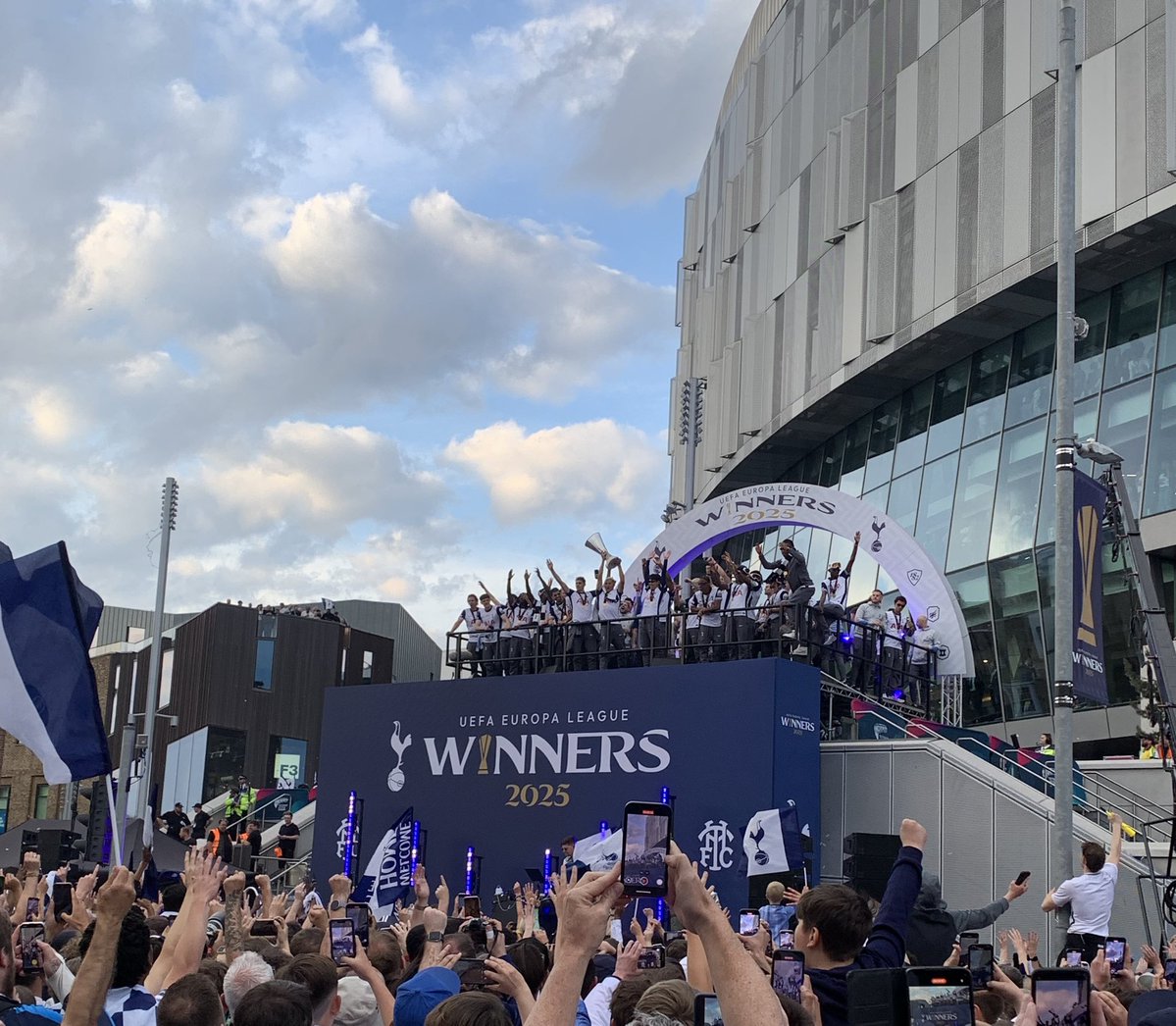 JamesCHarris97's tweet image. What a day. In absolute awe at Brennan Johnson’s dedication to winding up the player liaison and simply refusing to ever leave the stage.