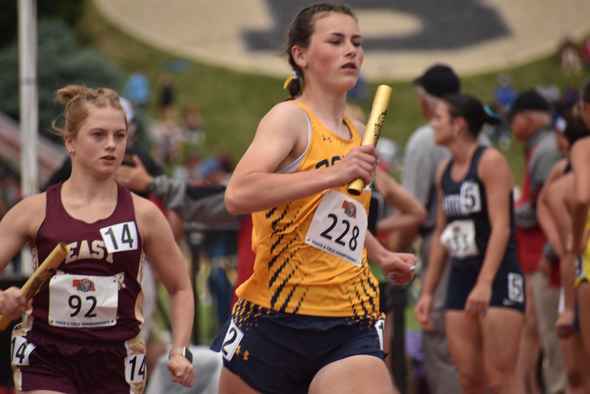 🏃‍♂️ Class D Girls 4x800 🏃‍♂️

MHC are your STATE CHAMPS with a time of 9:49.12 

Arapahoe placed 11th with a time of 10:30.54

Wauneta-Palisade placed 12th with a time of 10:31.23

Paxton placed 14th with a time of 12:48.84

#rpacrundown