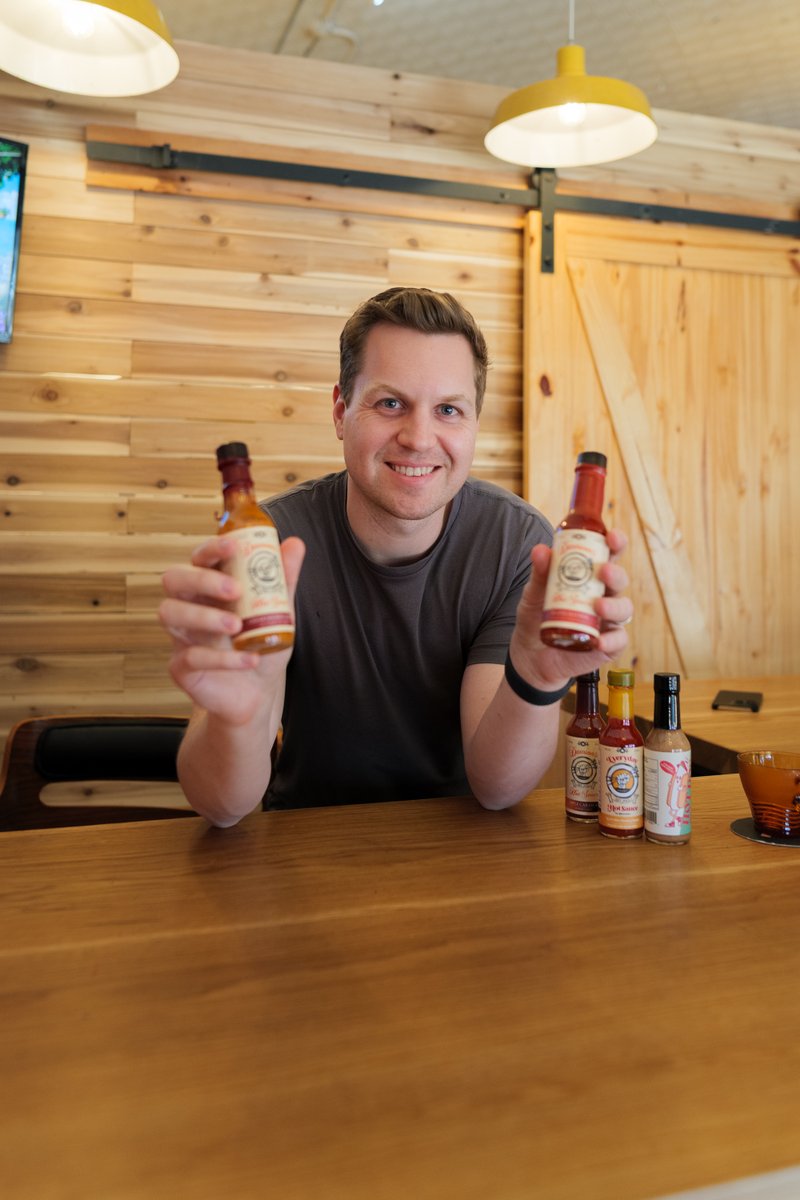 Delicious hot sauces and syrups at <a href="/dawsonshotsauce/">Dawson's Hot Sauce</a>! Check them out the next time you’re on Barton Street 🌶️🔥

#urbanicity #hamonteats #hamont #dawsonshotsauce #bartonstreet